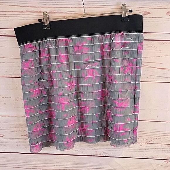 Free People, Tiered Mini Skirt- Size Large - Picture 4 of 7